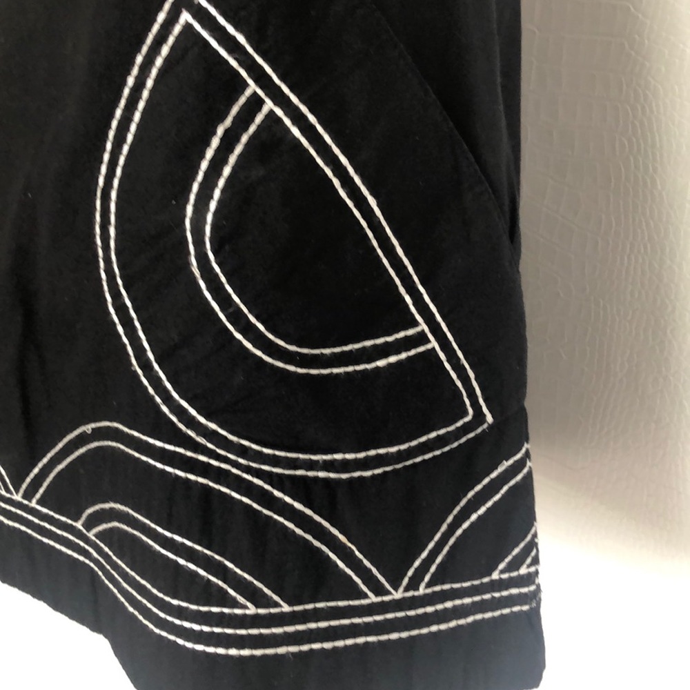STITCHES OUT A. LINE SKIRT. - Picture 3 of 8